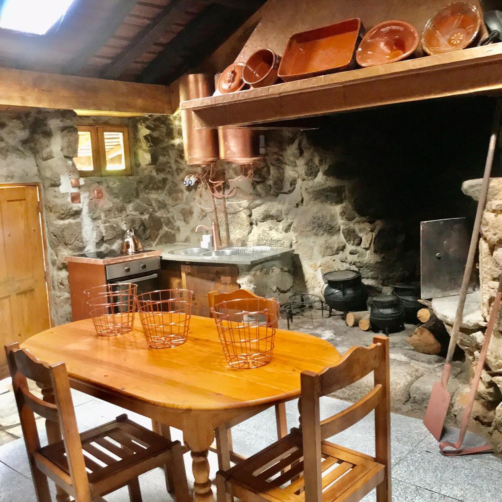 Quinta Dos Carvalhos The Wine House Farm In Center Of Lamego - Capital Of The Douro Villa Exterior foto
